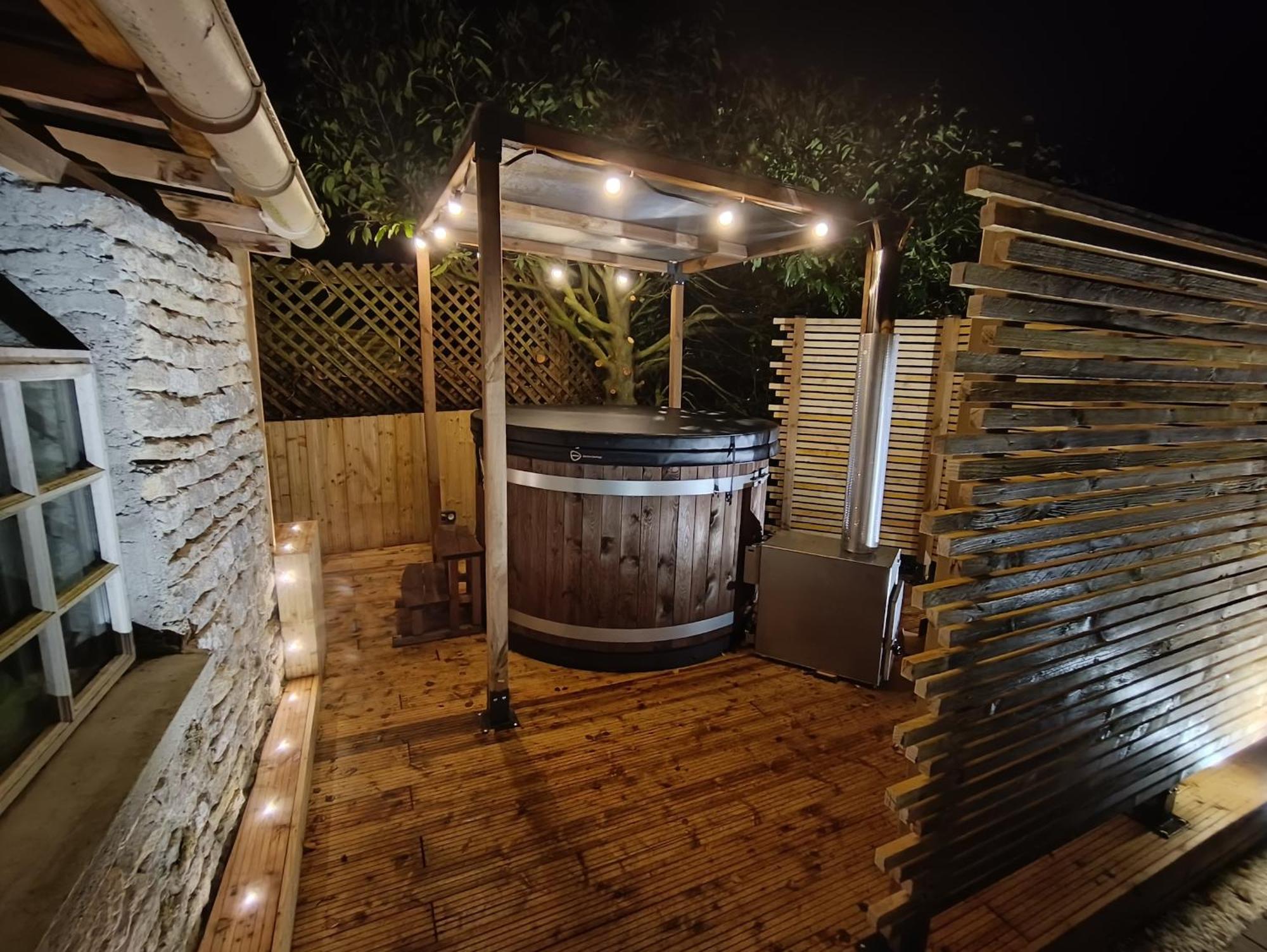 Gite 4 Personnes Avec Piscine Et Bain Nordique Proche Des Plages Du Debarquement Le Manoir  외부 사진